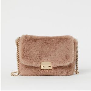 NWOT - Fuzzy Fluffy H&M purse in pink